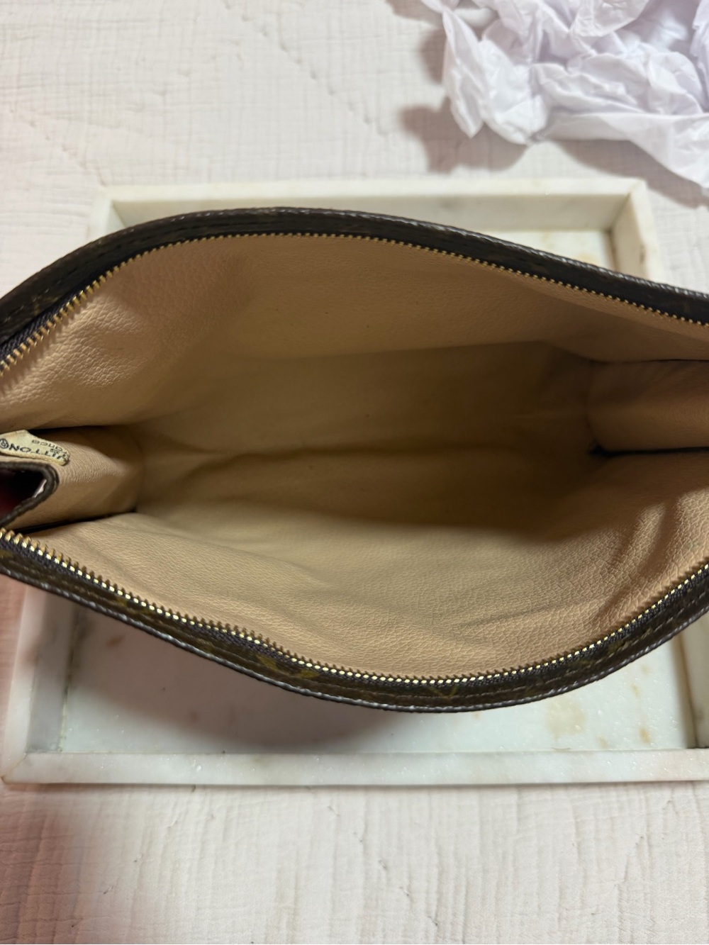 💯 Authentic  Louis Vuitton Monogram Poche Toilette ✨ - Picture 7 of 8